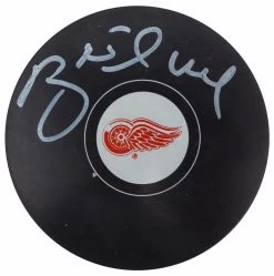 Brett Hull Autographed Official Detroit Red Wings Logo Puck Beckett